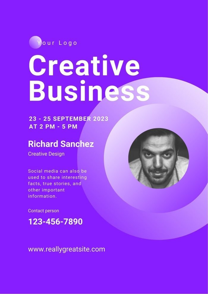 Màu tím Creative Business Flyer